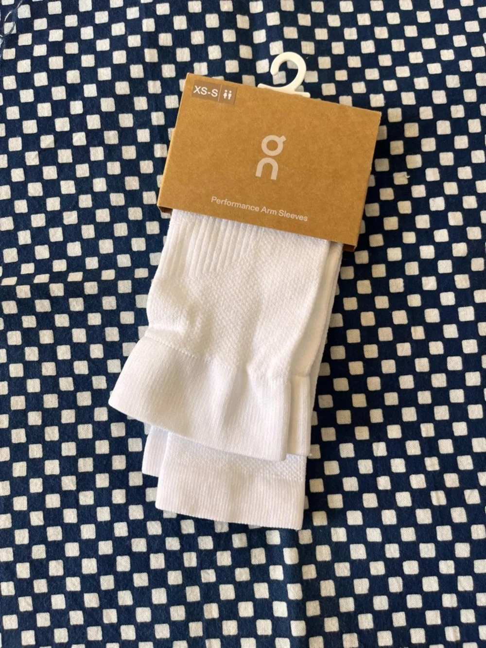 NWT son running performance arm sleeves XS-S white - Picture 4 of 7